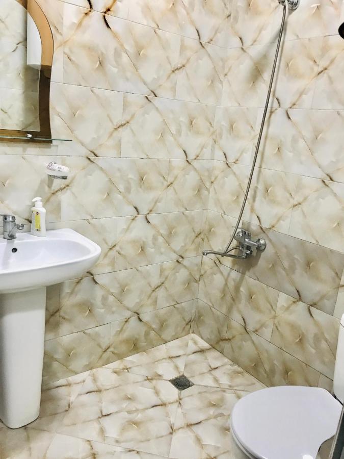 Hotelruslan Pʼotʼi Dış mekan fotoğraf